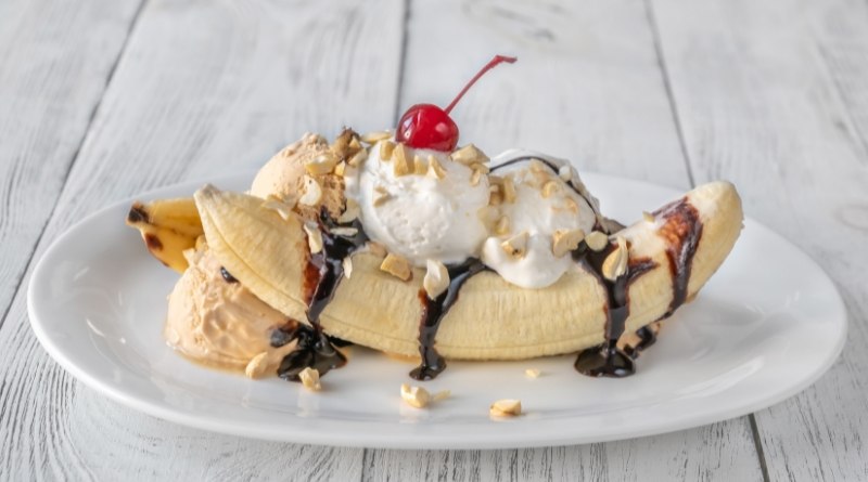 Hacer un helado de banana split es bastante sencillo aquí algunos consejos y trucos