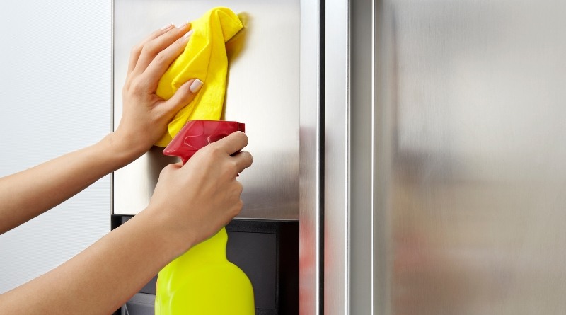 Este artículo te guiará en el proceso de cómo limpiar eficazmente un refrigerador de acero inoxidable