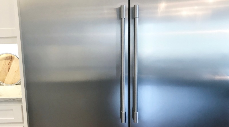 Mantener el brillo de tu frigorífico de acero inoxidable puede ser un desafío