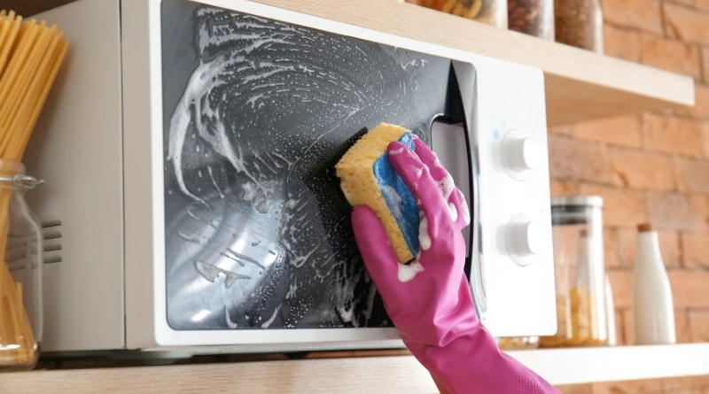 Como limpiar eficazmente el horno microondas